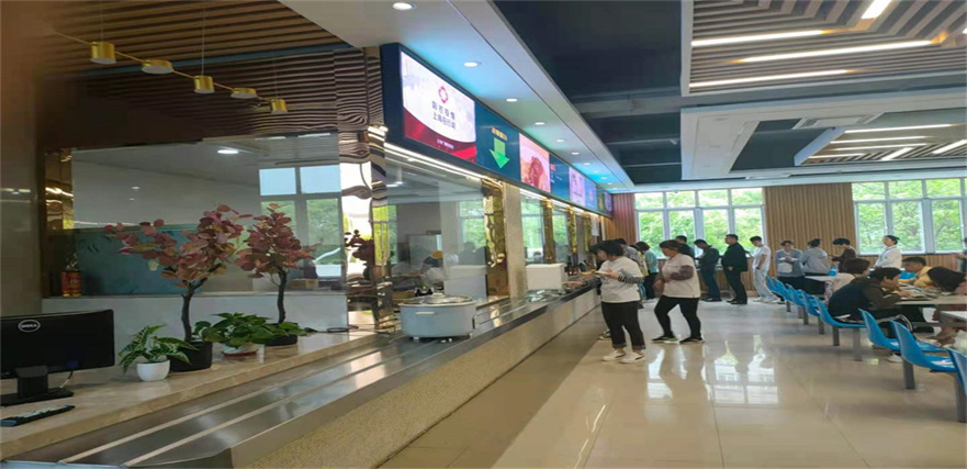 食堂承包應加強原則創(chuàng  )建，規范占地資源管理