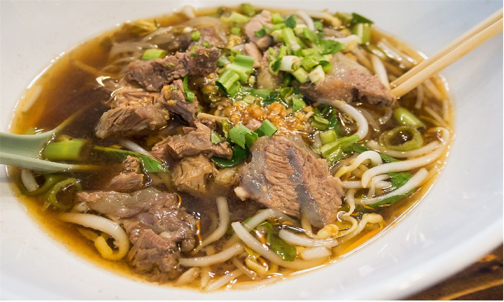 食堂承包雖然投資小，但產(chǎn)出卻很大